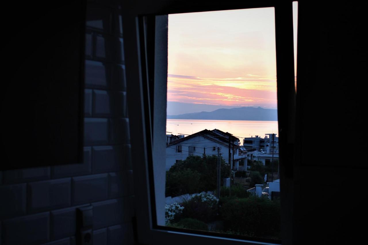 Sea View Apartment 15 Min From Athens Airport Неа-Макри Экстерьер фото